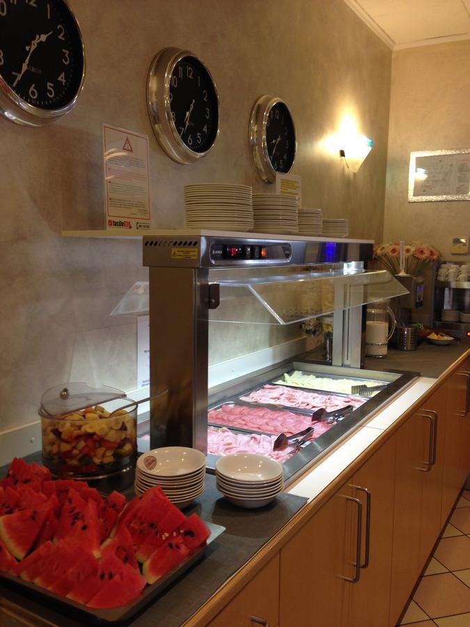 Hotel Storione 3*